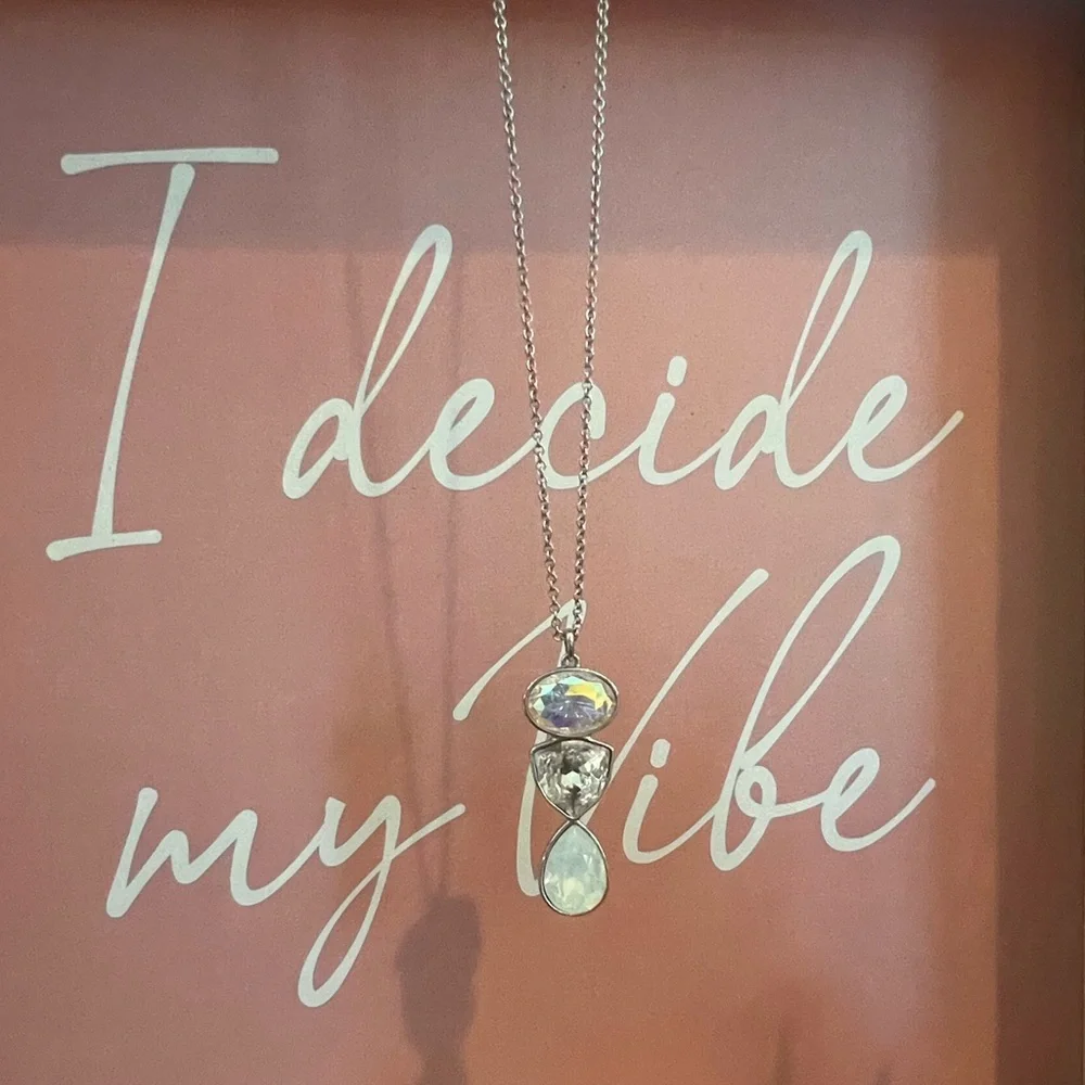 Touchstone Crystal‎ Adjustable Necklace **NWOT** - Picture 3 of 4